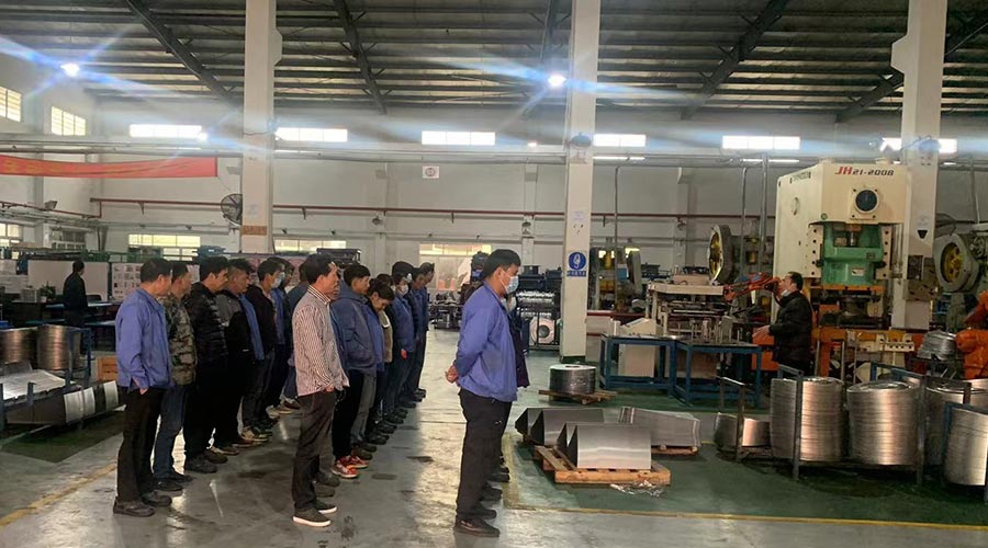 意氣奮發！金環電器沖壓車間組織人員開展例行早會